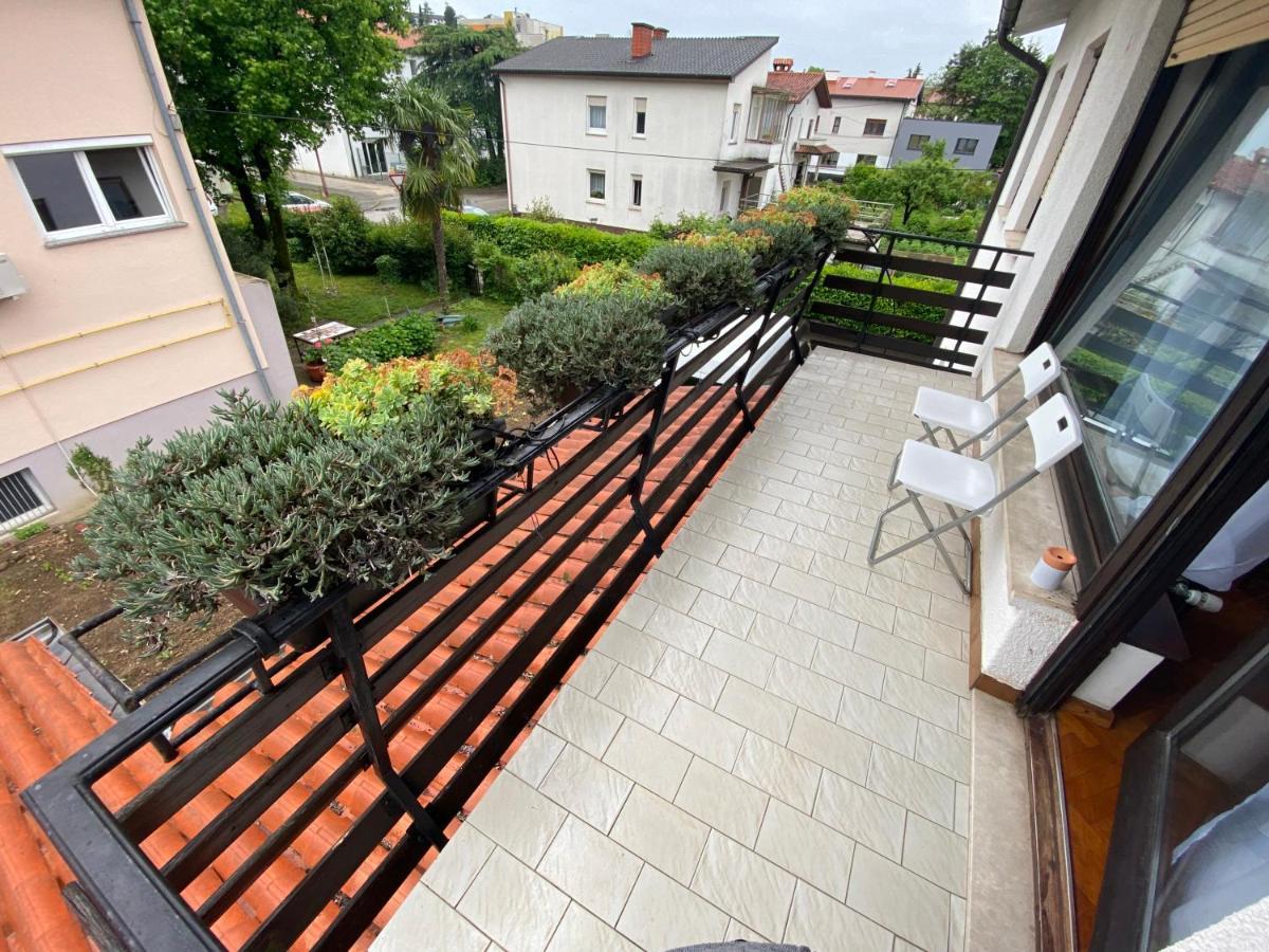 Apartma Magnolija Нова-Горица Экстерьер фото